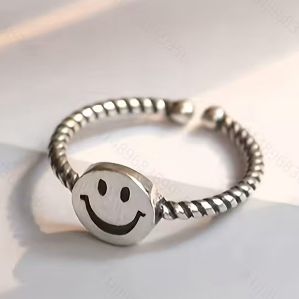 Cute adjustable size Smiley Smile Face Ring Z80